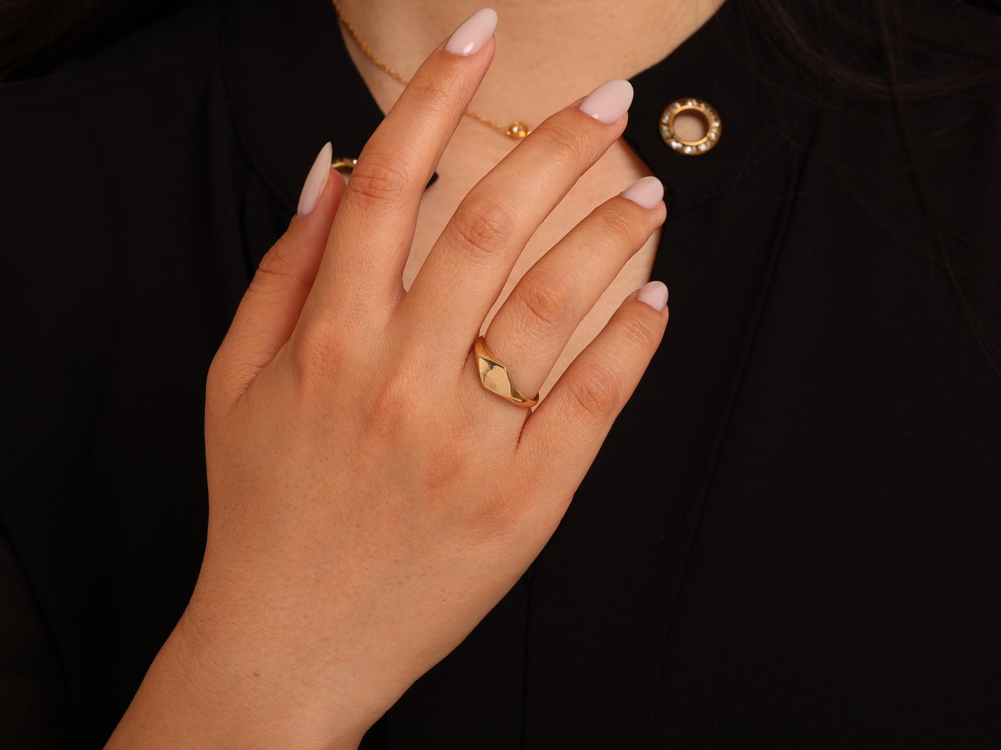 Minimalist Flat Gold Ring – 14K Geometric Signet Style Band for Women – Simple Elegant Stackable Ring