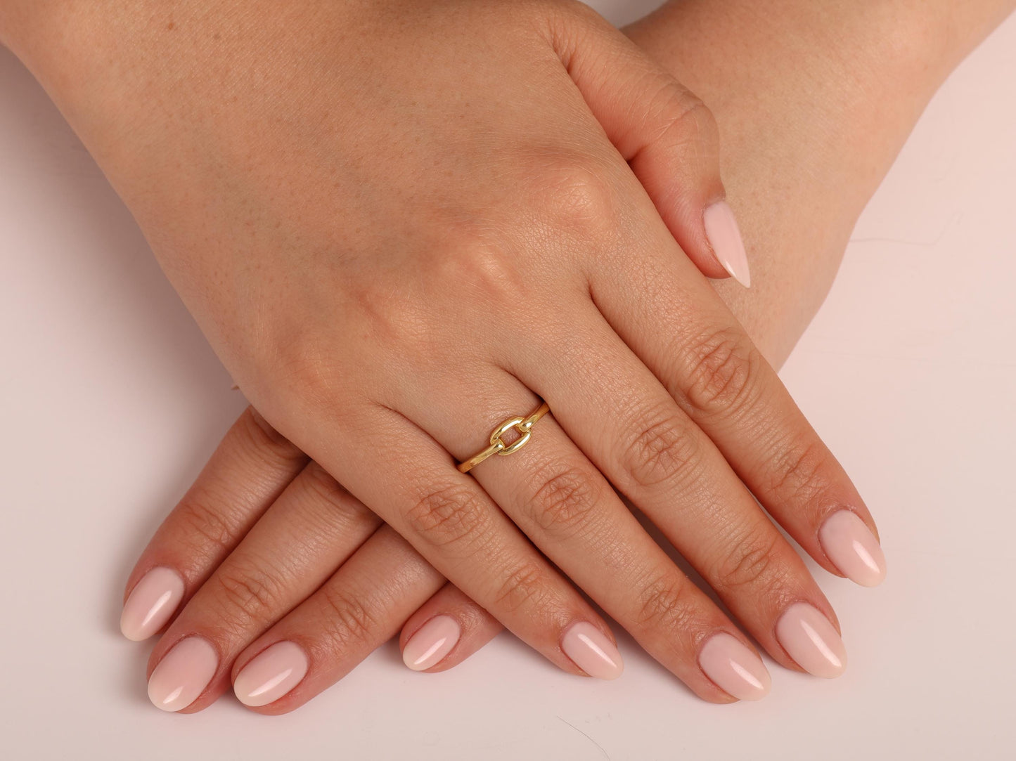 14K Solid Gold Paperclip Ring, Lightweight Minimalist Linked Ring, Elegant Real Gold Band for Women, Stackable Jewelry