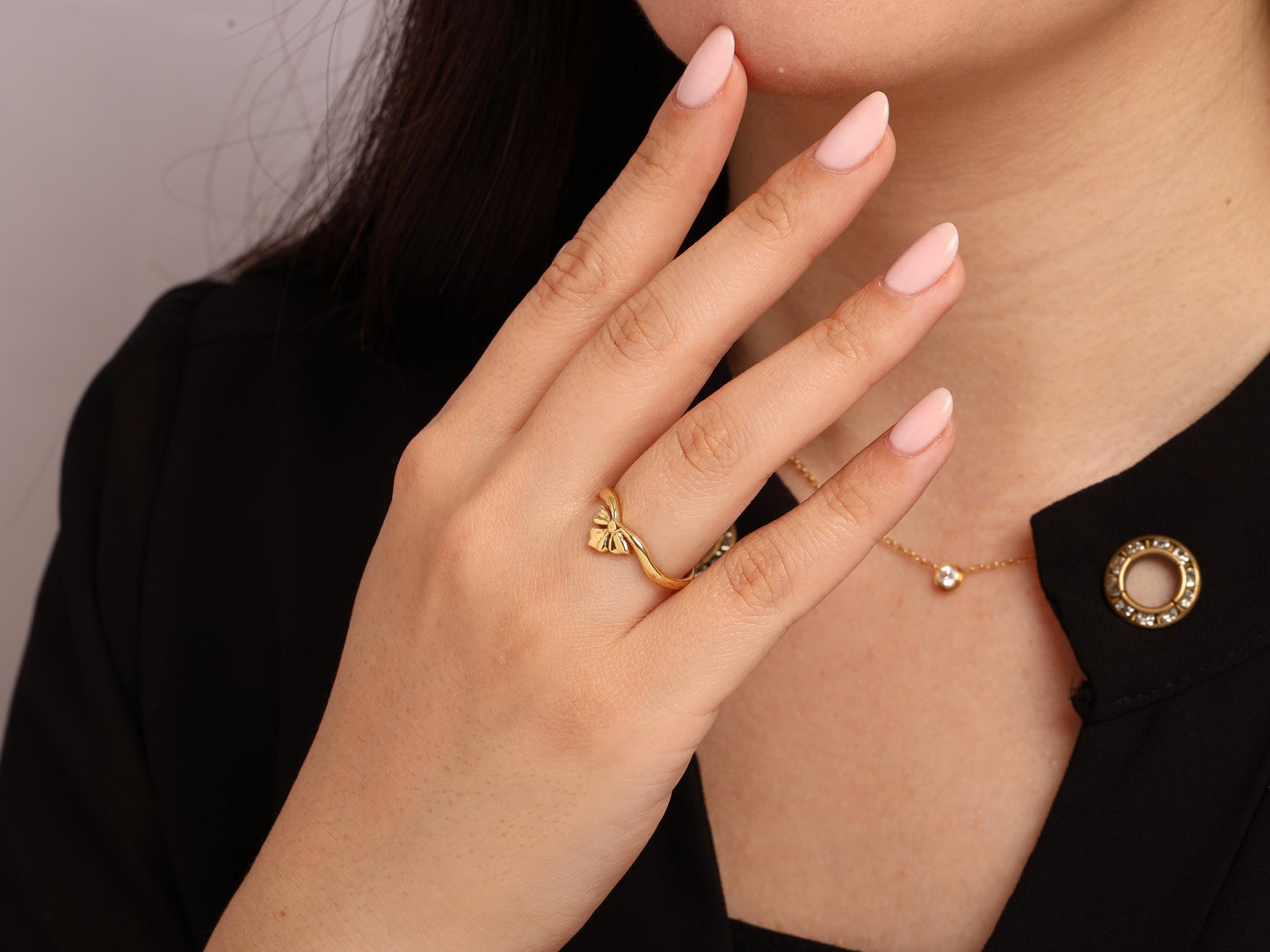 Delicate 14K Gold Tiara-Inspired Ring – Bow Crown Shape, Minimal Solid Band for Stacking, Everyday Wear & Elegant Gift Option, Gift for Her