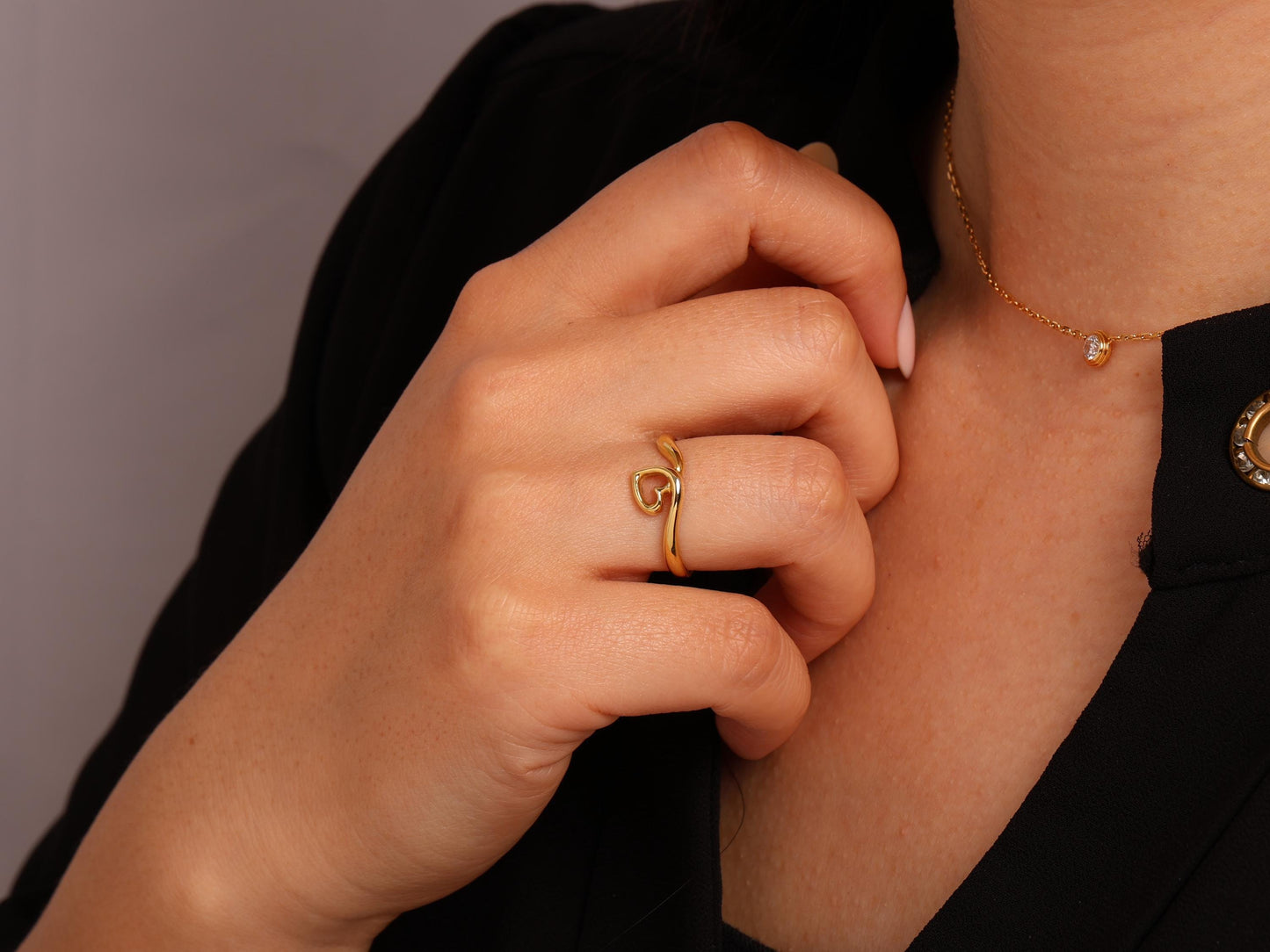 Solid 14K Gold Heart Shape Ring, Minimalist Gold Band for Women, Delicate Dainty Love Ring for Everyday Wear or Gift