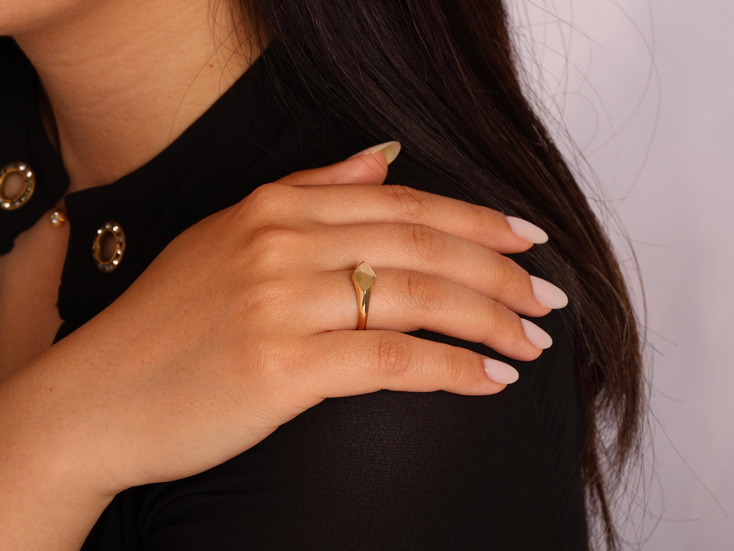 Minimalist Flat Gold Ring – 14K Geometric Signet Style Band for Women – Simple Elegant Stackable Ring