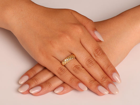 14K Gold Bold Twisted Rope Band, Croissant Dome Ring, Chunky Solid Gold Statement Ring for Women, Elegant Everyday Jewellery Gift for Her