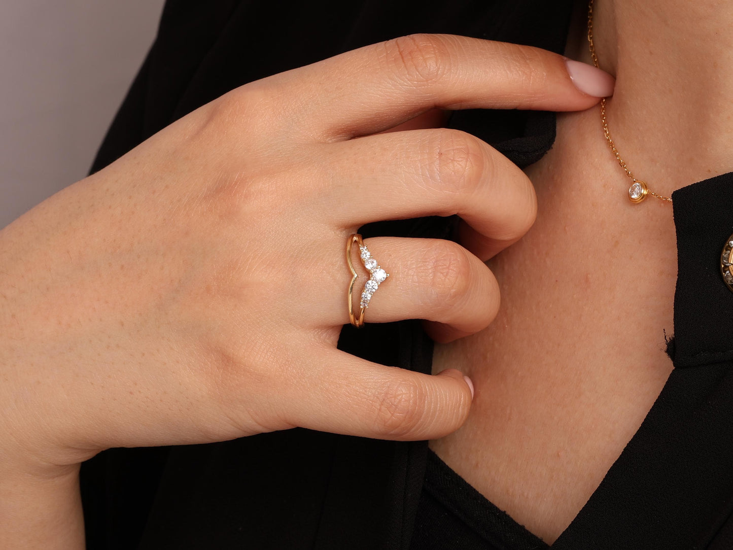 14K Gold Chevron Diamond Ring – Elegant V Band with Lab Grown Diamonds, Minimalist Wedding or Promise Ring, Gift for Her