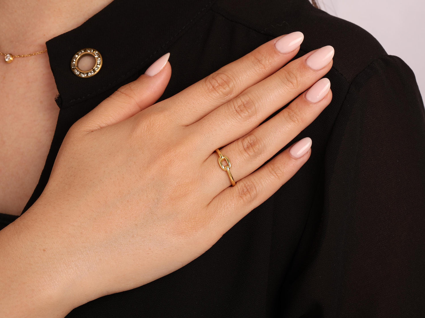 14K Solid Gold Paperclip Ring, Lightweight Minimalist Linked Ring, Elegant Real Gold Band for Women, Stackable Jewelry
