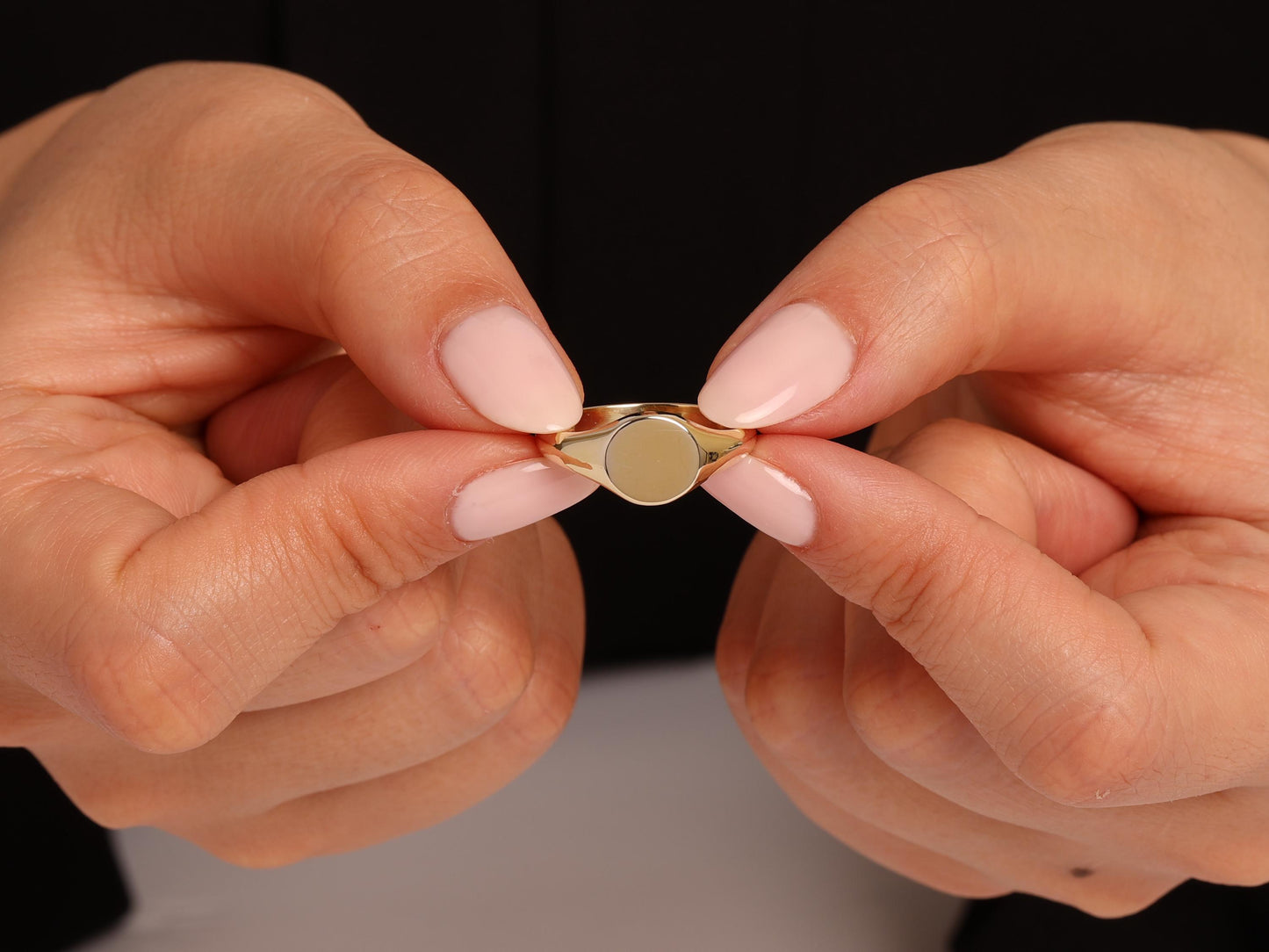 14K Solid Gold Oval Signet Ring – Minimalist Pinky Ring for Women, Dainty Engravable Gold Band