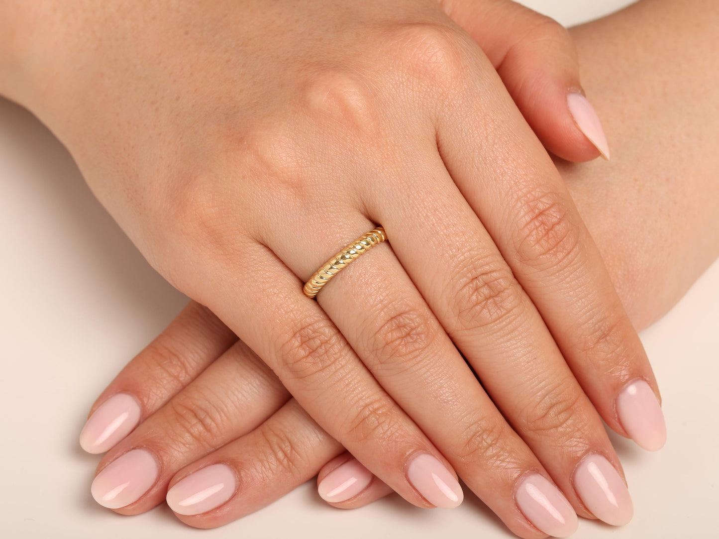 14K Solid Gold Twist Band Ring – Minimal Rope Style Stackable Ring, Slim Polished Band with Subtle Texture for Everyday Elegance