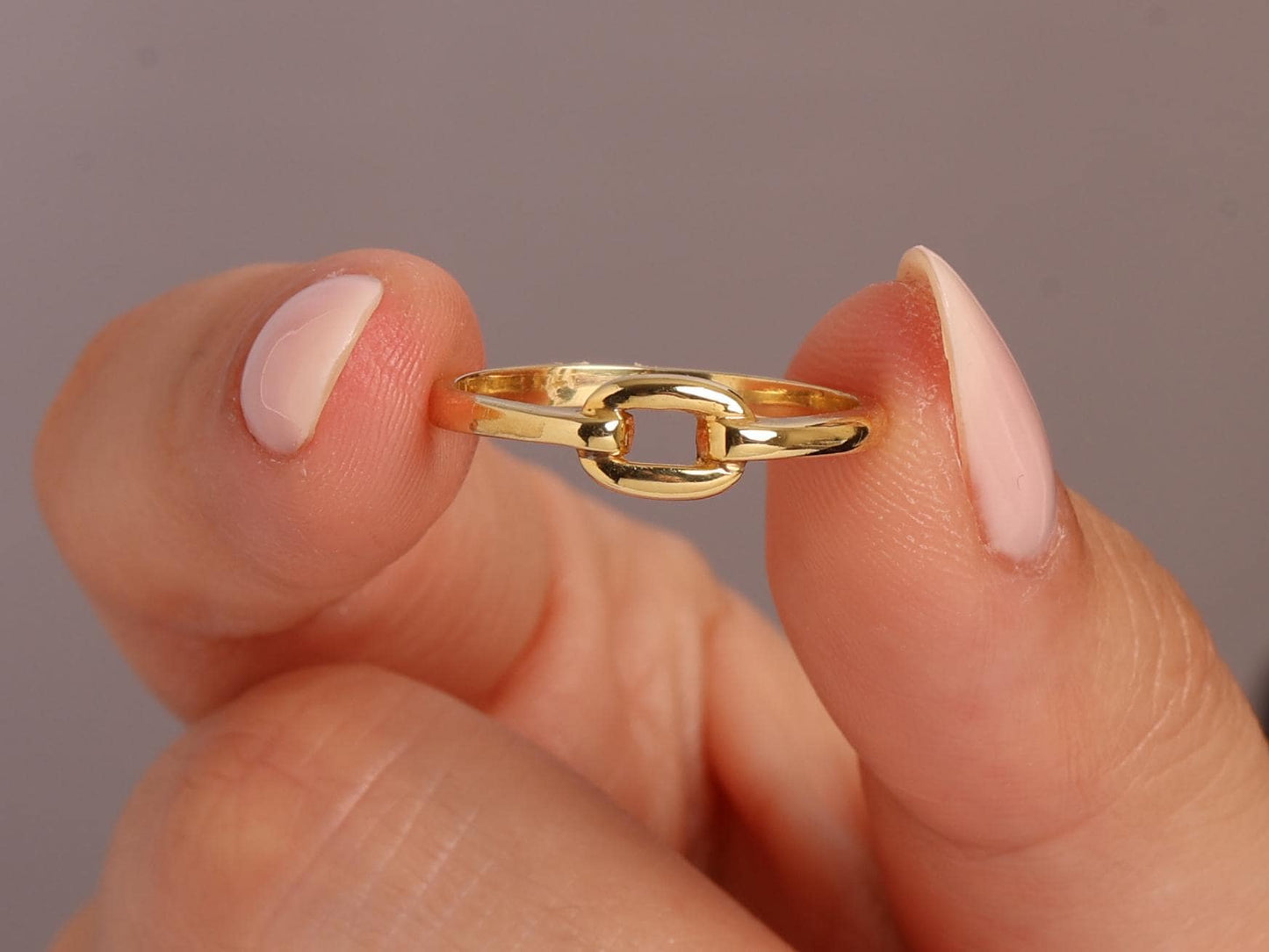 14K Solid Gold Paperclip Ring, Lightweight Minimalist Linked Ring, Elegant Real Gold Band for Women, Stackable Jewelry