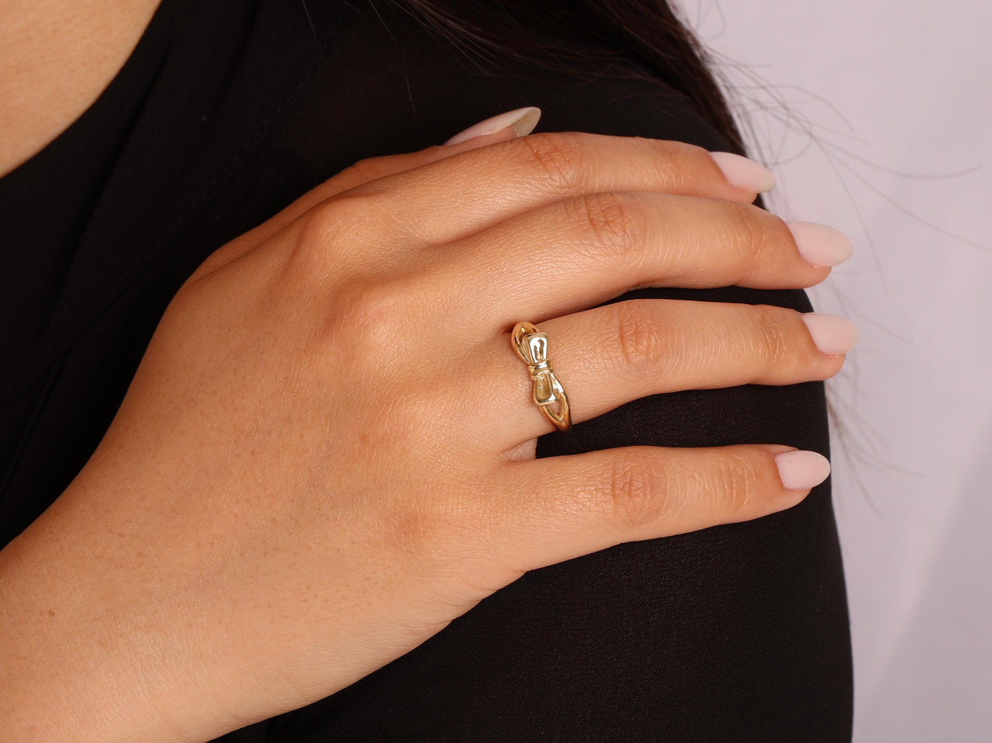 Minimal 14K Gold Bow Ring – Dainty Ribbon Knot Band for Women – Elegant Stackable Ring Gift