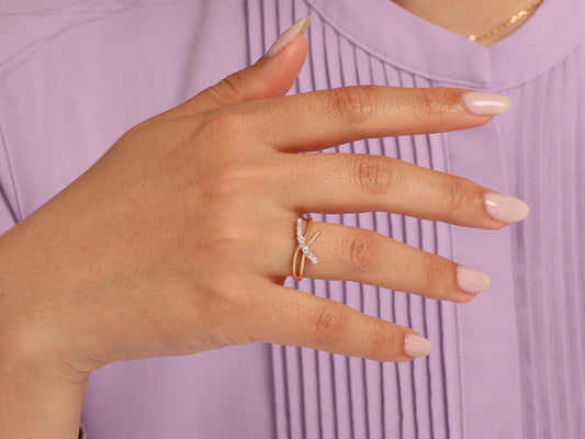 Crisscross Diamond Ring in 14K Gold – Lab Grown Stones, Twisted Gold Band, Modern Wedding or Promise Ring, Elegant Gift for Her or Mom