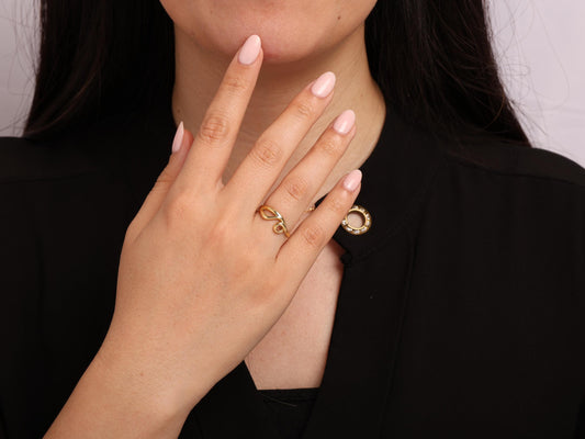 Minimal 14K Gold Twist Ring, Modern and Sleek Curved Band for Women, Dainty Solid Gold Ring for Stack or Solo Wear, Lightweight Gift Idea