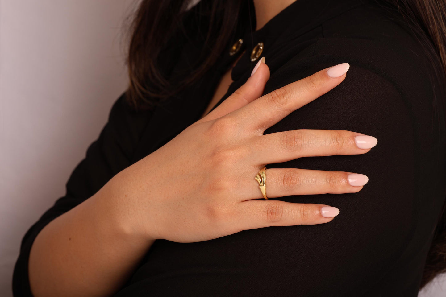 Real 14K Gold Wave Ring, Unique Twisted Design Ring for Stacking or Solo Wear,Timeless Minimal Gold Jewelry, Curved Statement Ring for Women