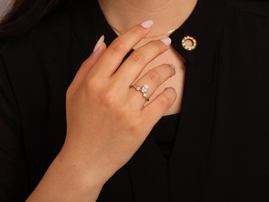 14K Gold Teardrop Diamond Ring – Dainty Pear and Round Trio Design, Solid Gold Elegant Band, Minimal Fine Jewelry Gift, Gift for Her