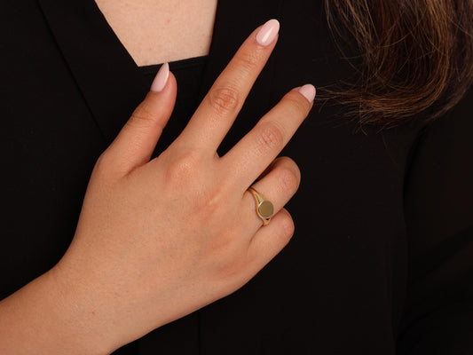 14K Solid Gold Oval Signet Ring – Minimalist Pinky Ring for Women, Dainty Engravable Gold Band